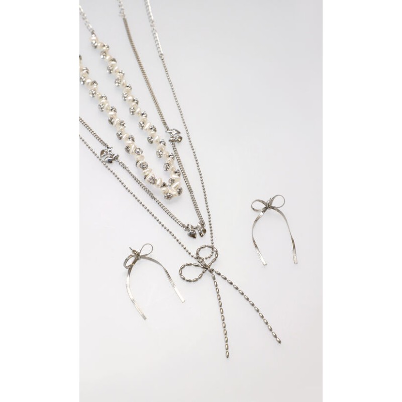 Set Collar y Aretes Moño